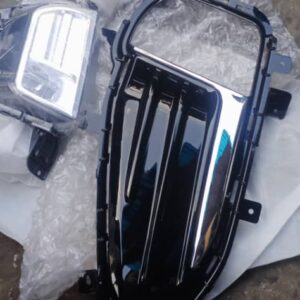 Front Bumper Grille with Fog Lamp Bezel Ford Edge 2019–2021